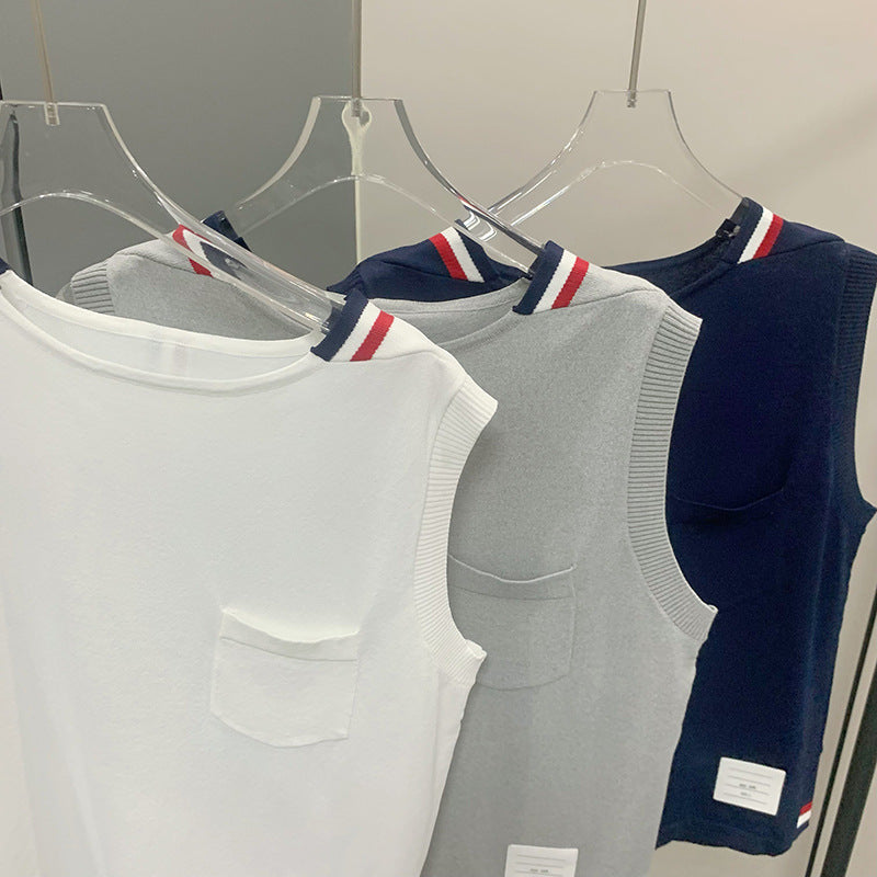 Sleeveless women's tops