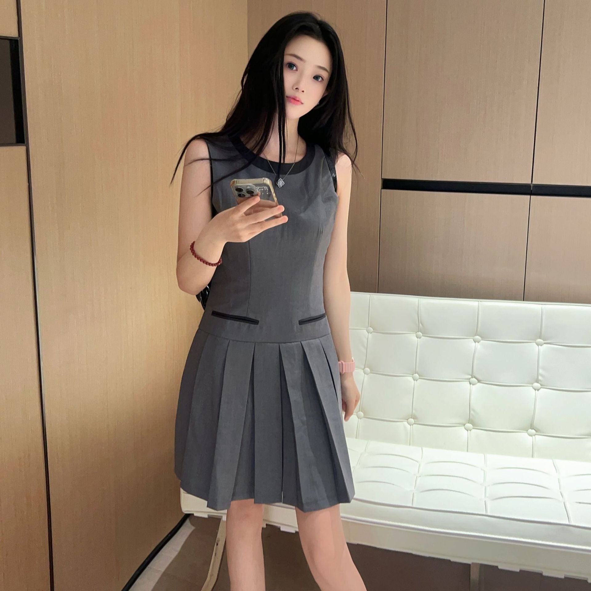 V-neck knitted cardigan（复制） THOM TREND