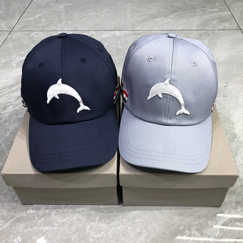 Dolphin embroidered baseball cap THOM TREND