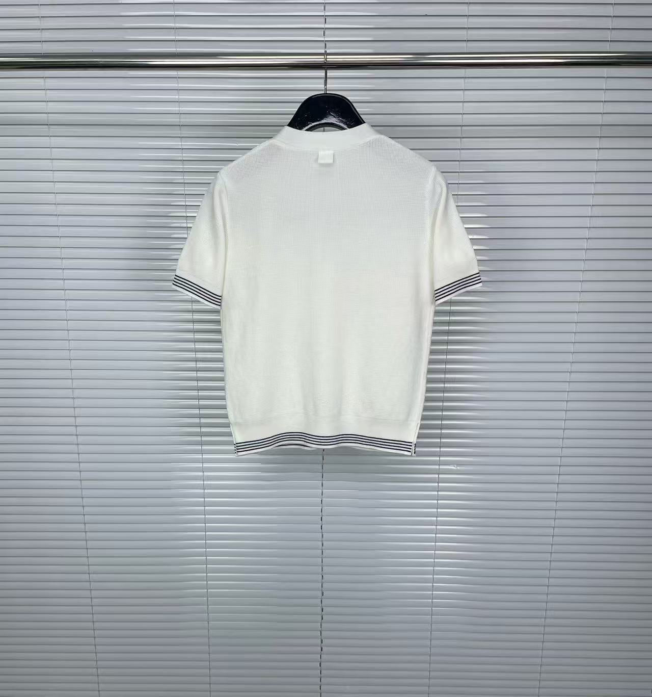 2025SS  V-neck short sleeves THOM TREND