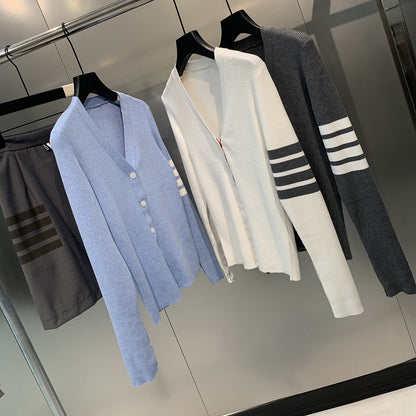 V-neck knitted cardigan（复制） THOM TREND