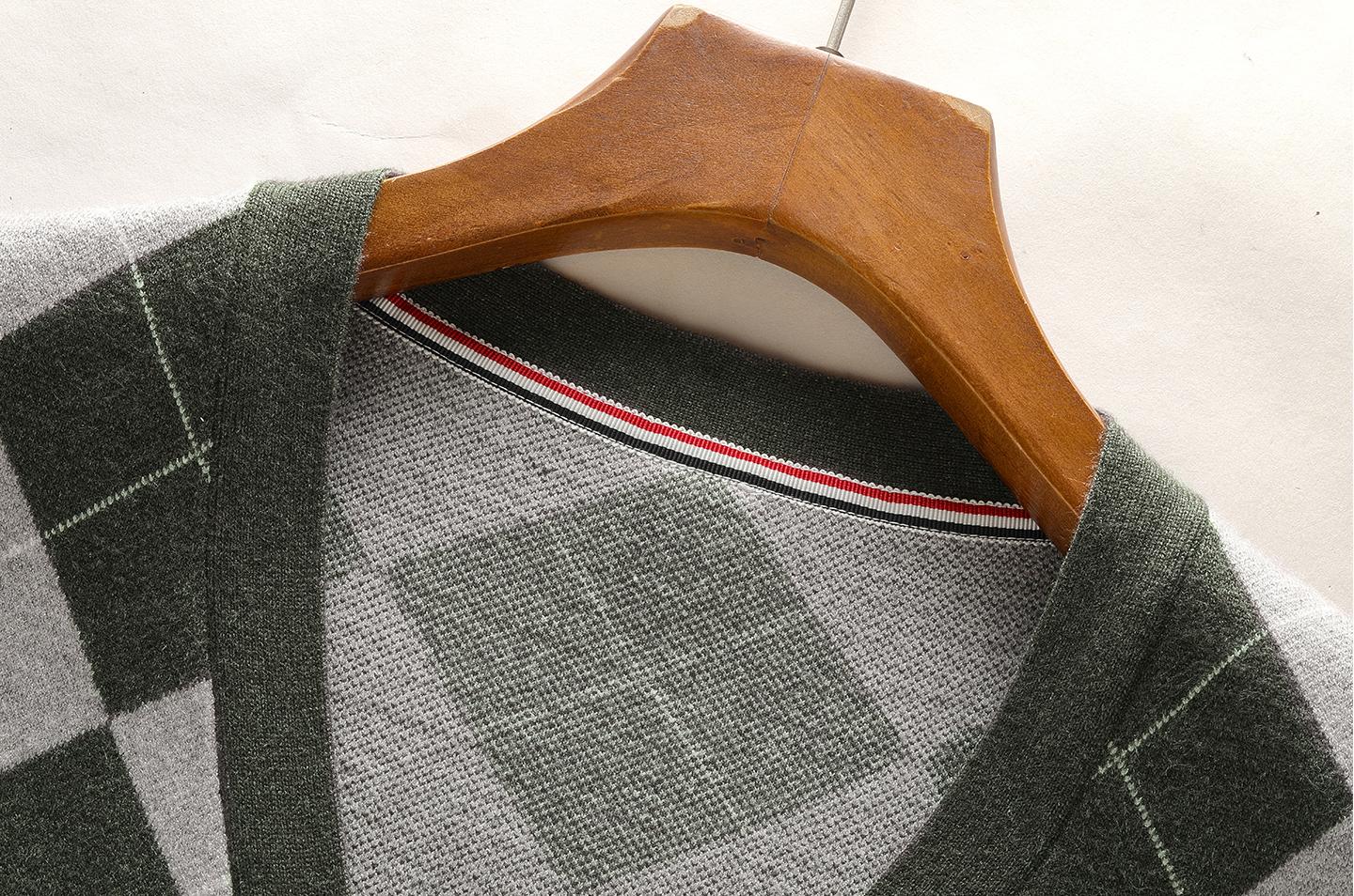 2025SS  Colorblock Cardigan Sweater THOM TREND