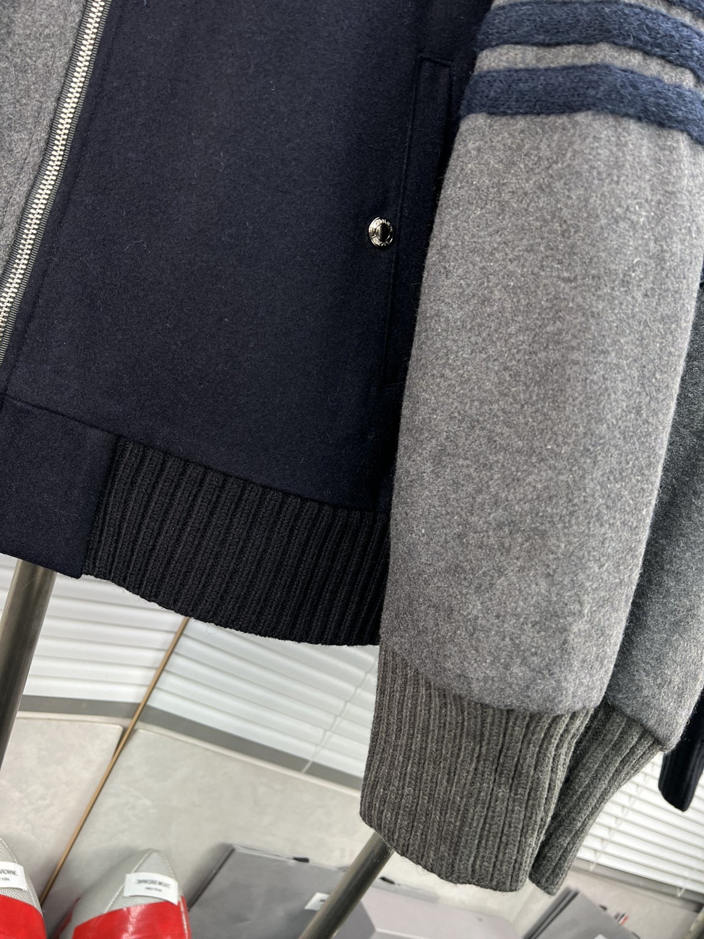 2025SS contrast color stand collar jacket THOM TREND