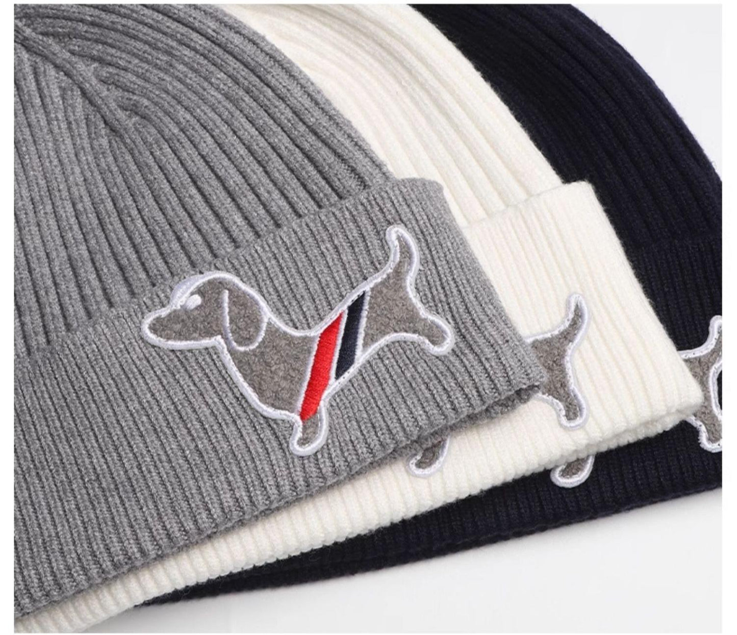 Puppy knitted hat THOM TREND