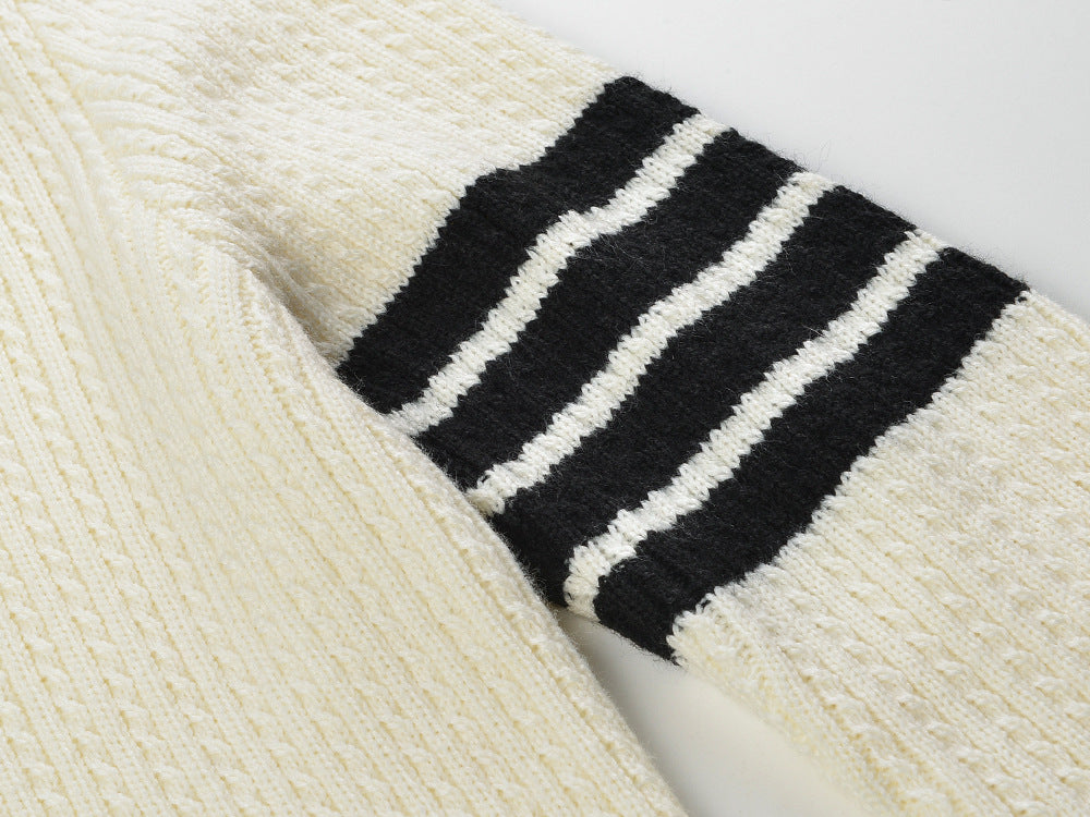 Women's pullover sweater