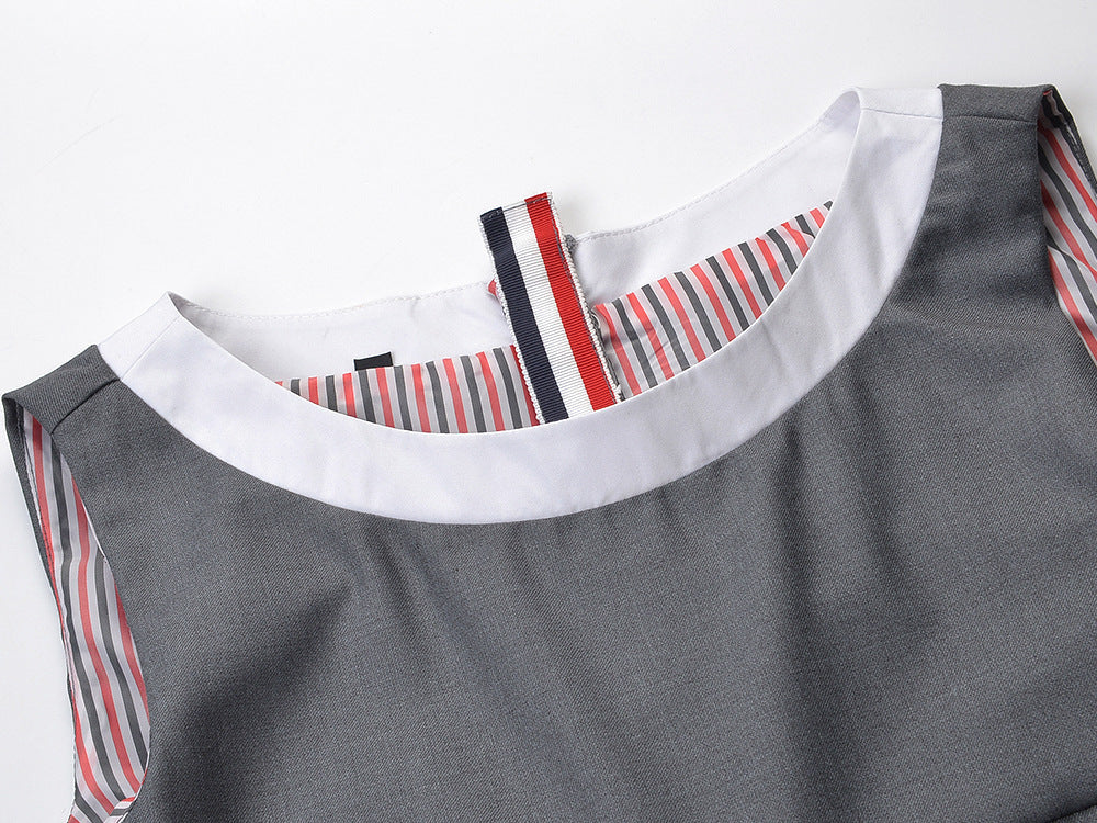 Sleeveless pleated vest dress