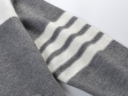 Contrast color knitted cardigan