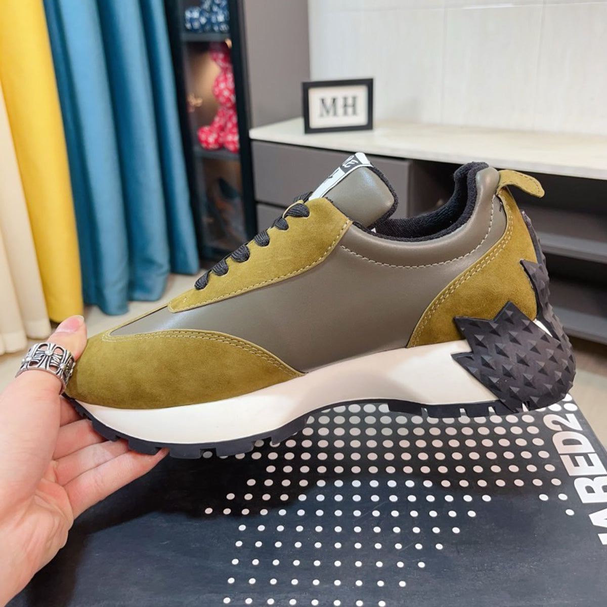 D2 2025 Couple sneakers