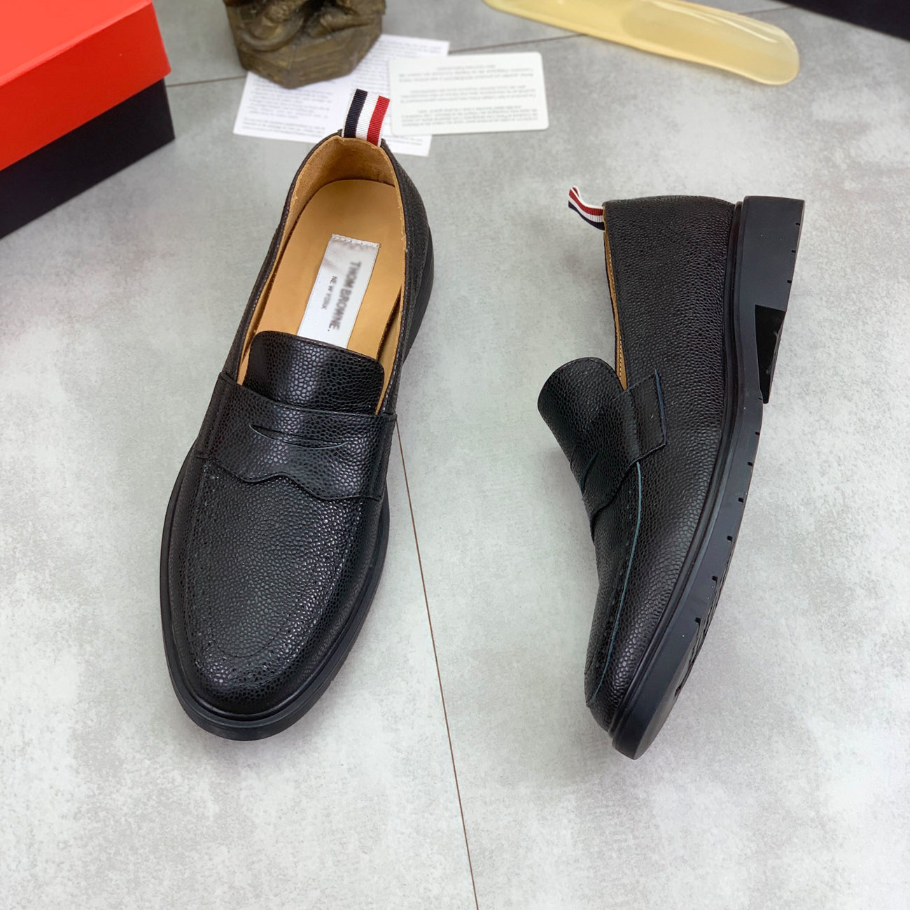 Man Casual Leather Shoes THOM TREND