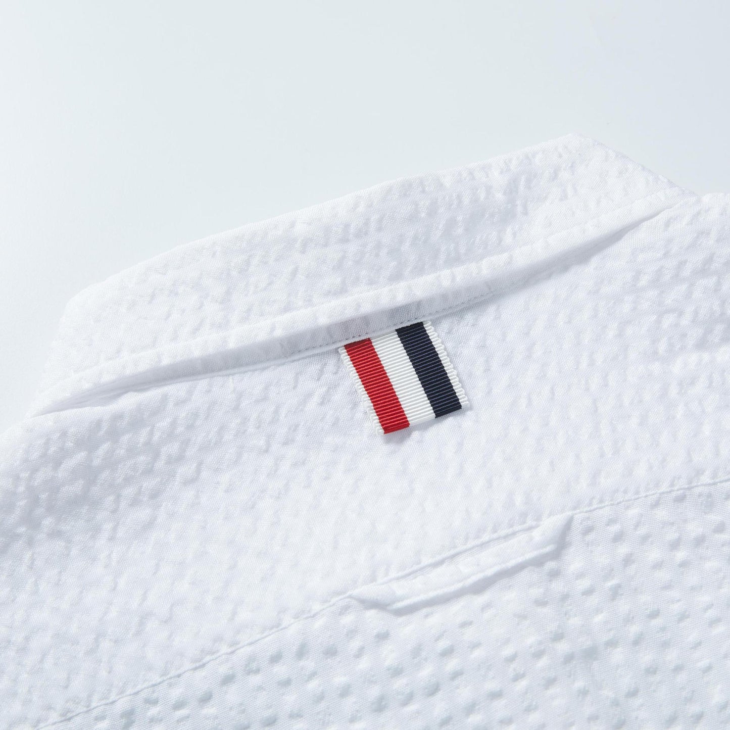 Women's waist-baring shirt