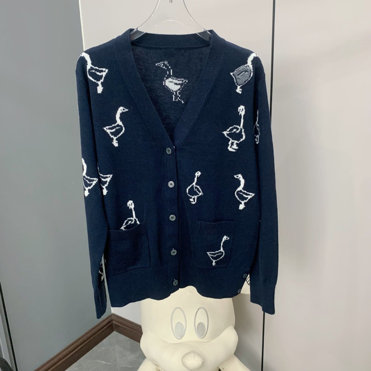 2025SS  Women's Swan Intarsia Knit Cardigan THOM TREND